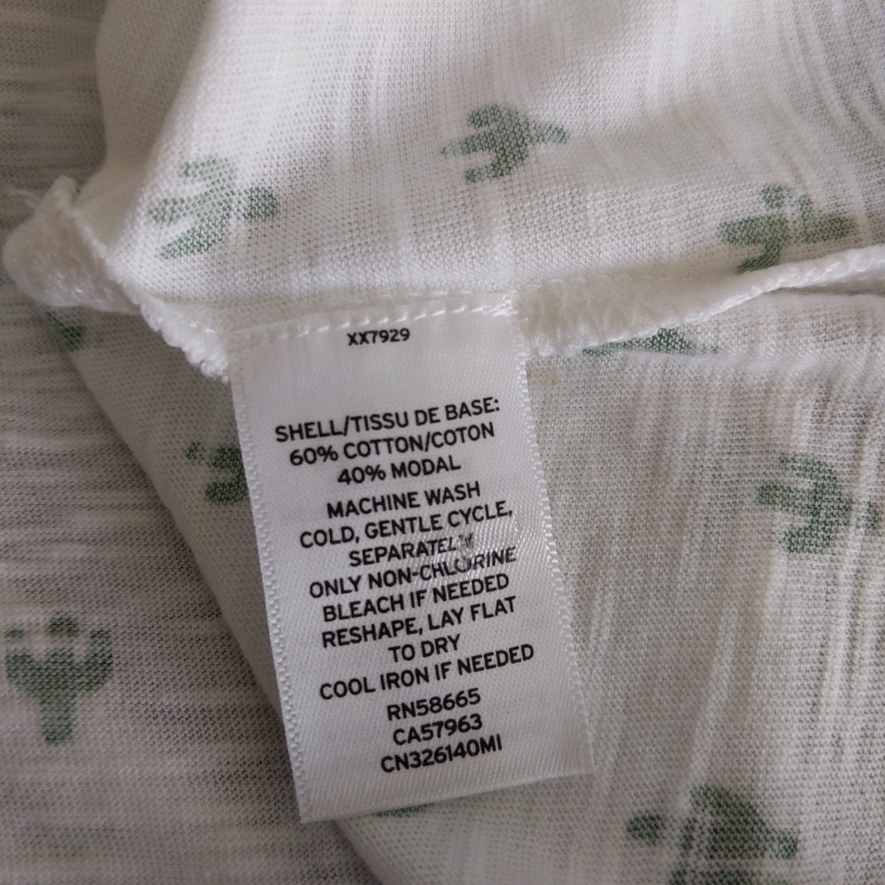🆕🌿NORDSTROM CACTUS T-SHIRT🌿 - Picture 6 of 6